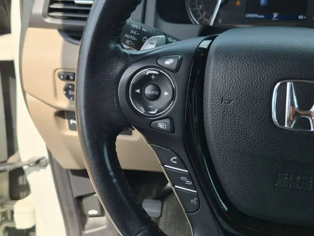 2016 Honda Pilot - $14,000
