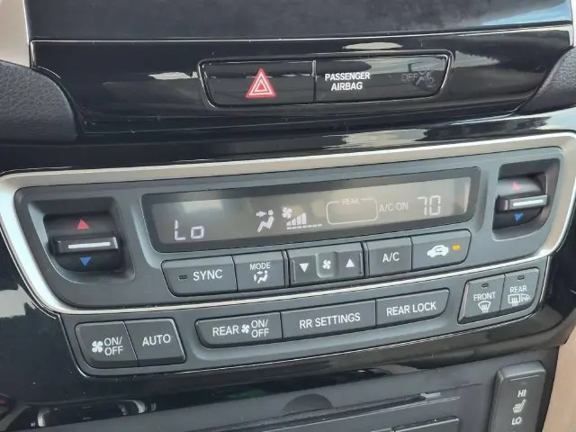 2016 Honda Pilot - $14,000