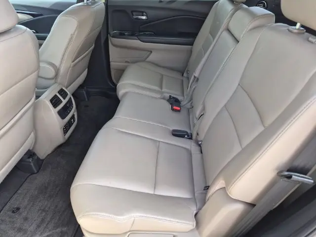 2016 Honda Pilot - $14,000