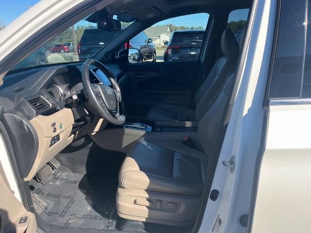 2017 Honda Pilot - $15,804