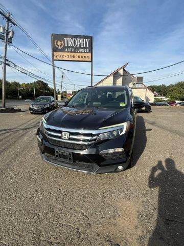 2017 Honda Pilot - $5,347