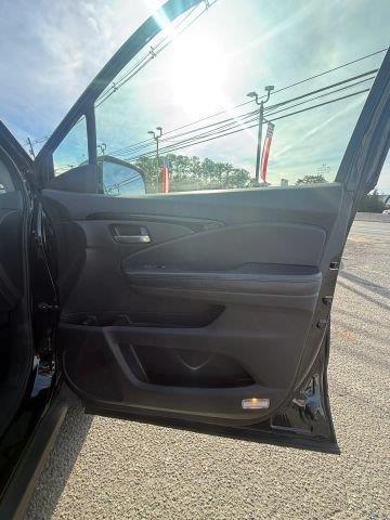 2017 Honda Pilot - $5,347
