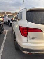 2017 Pilot Thumbnail 4