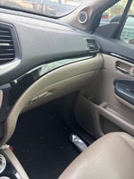 2017 Pilot Thumbnail 12