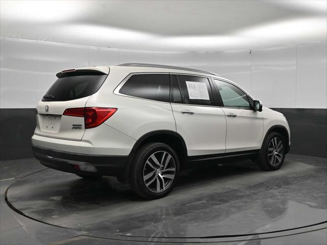 2017 Honda Pilot - $18,385