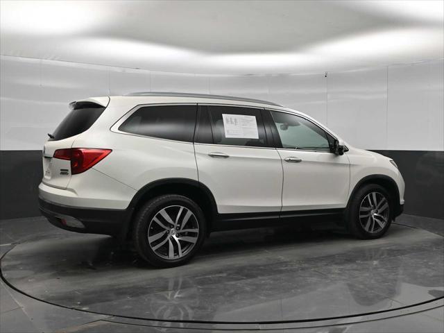 2017 Honda Pilot - $18,385