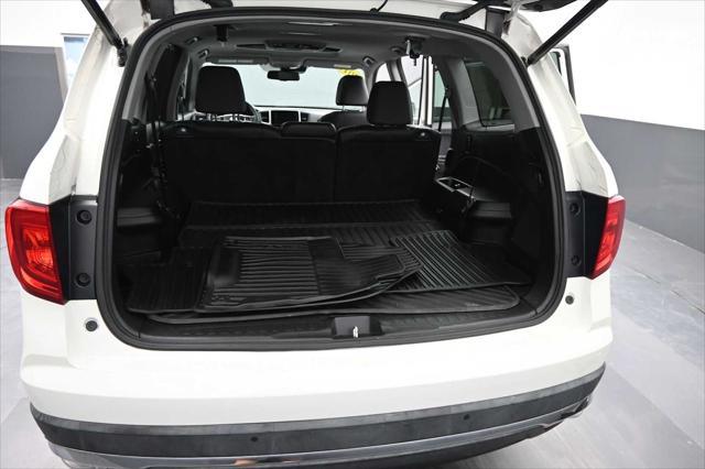 2017 Honda Pilot - $18,385