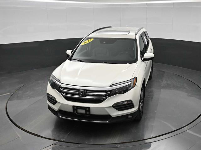 2017 Honda Pilot - $18,385
