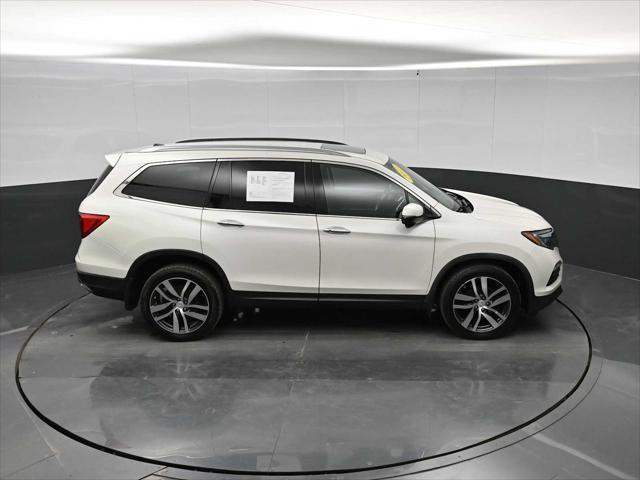 2017 Honda Pilot - $18,385