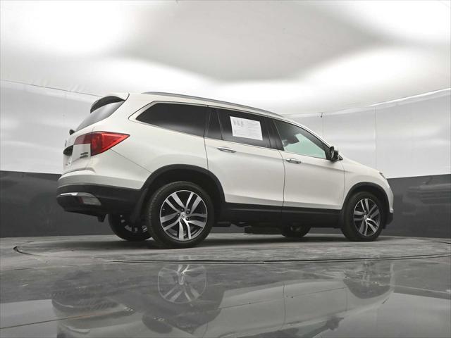 2017 Honda Pilot - $18,385