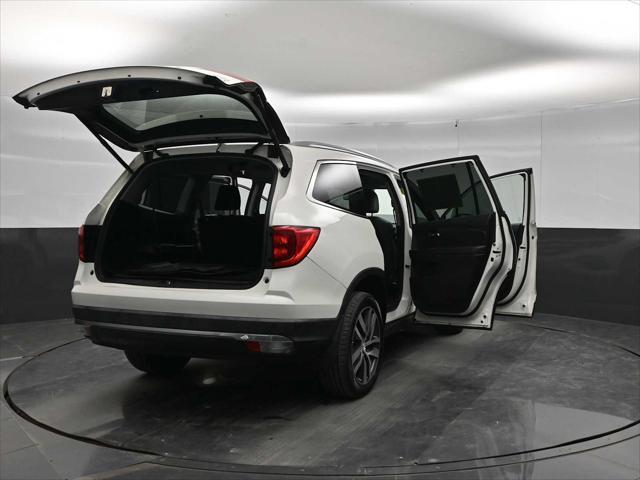2017 Honda Pilot - $18,385