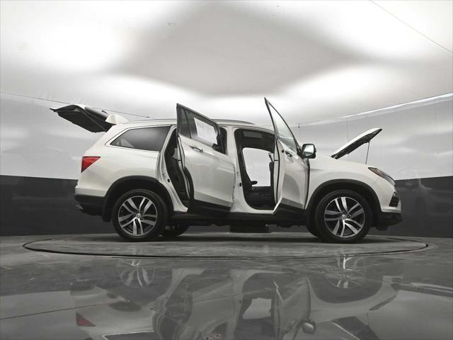 2017 Honda Pilot - $18,385