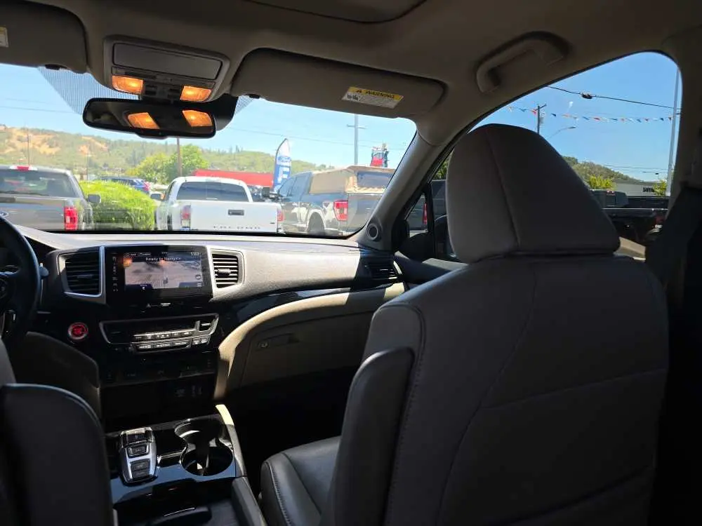 2018 Honda Pilot - $25,740