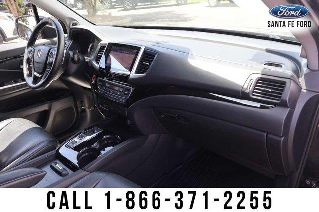 2017 Honda Pilot - $17,987