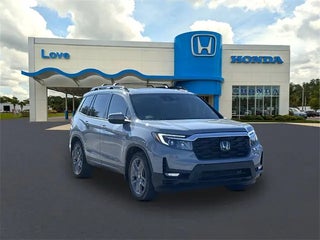 2022 Honda Passport with Sonic Gray Pearl Exterior