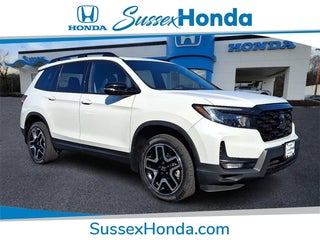 2022 Honda Passport with Platinum White Pearl Exterior