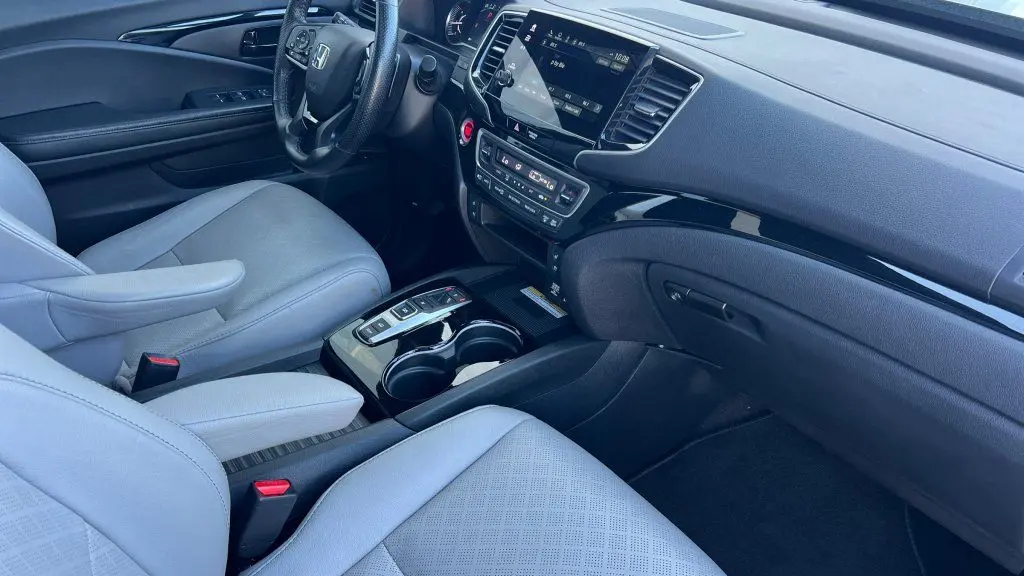 2022 Honda Passport Elite