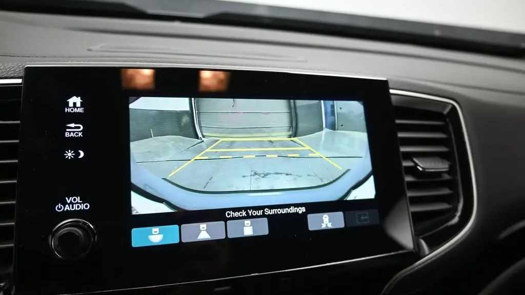 2023 Honda Passport Elite