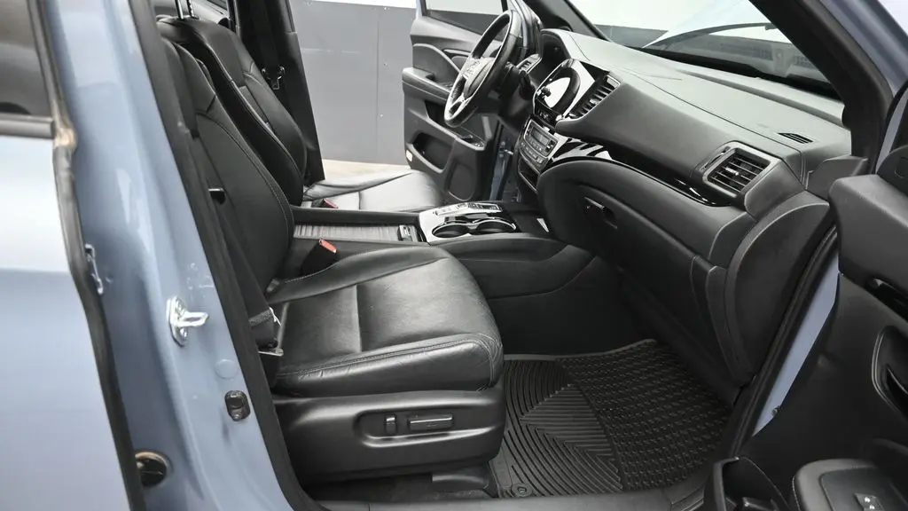2023 Honda Passport Elite