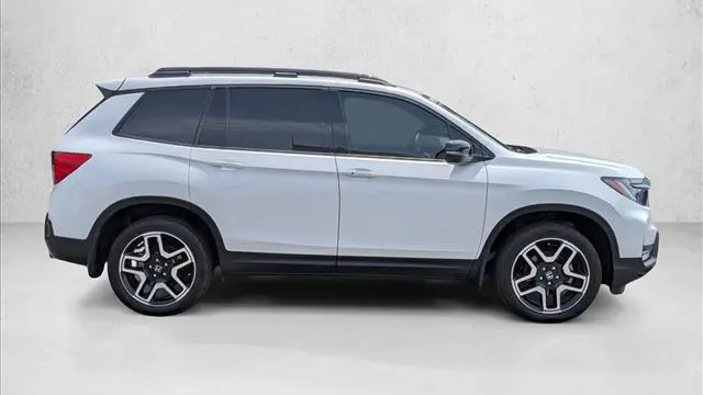 2023 Honda Passport Elite