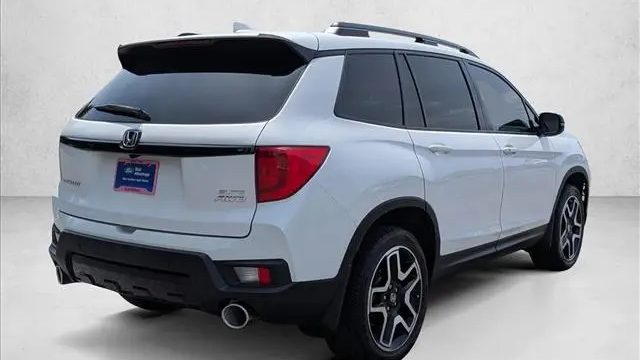 2023 Honda Passport Elite