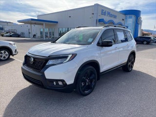 2019 Honda Passport with White Diamond Pearl Exterior