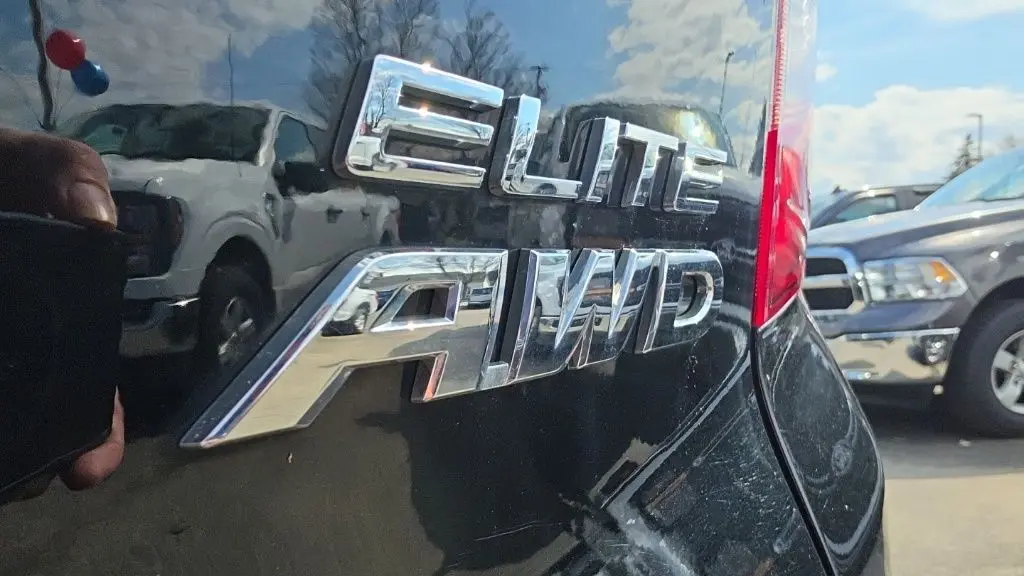 2020 Honda Passport Elite