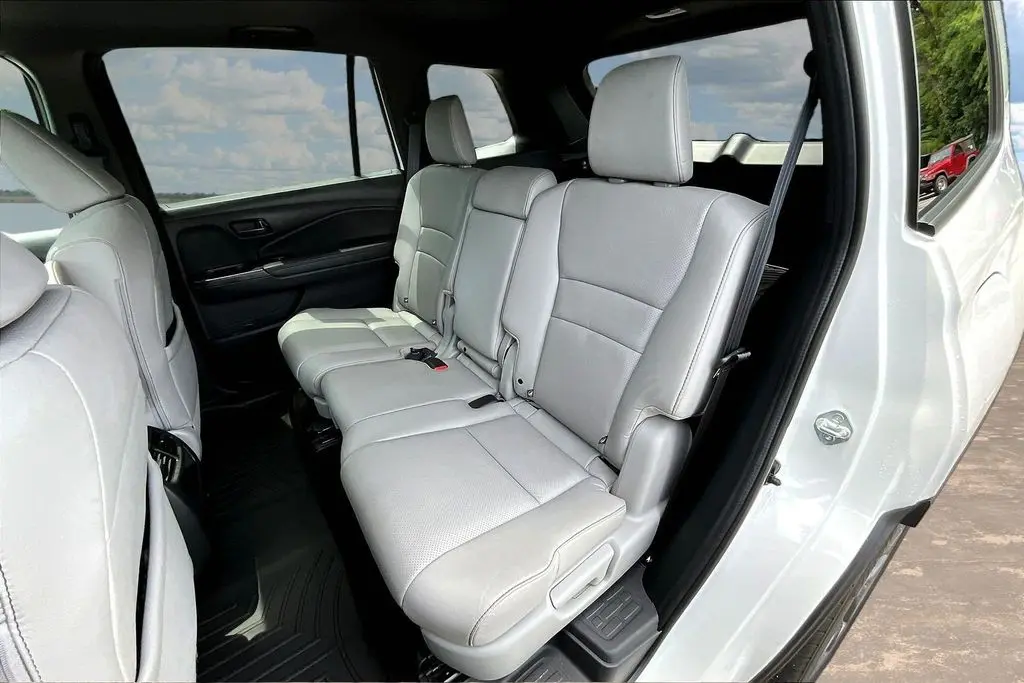 2023 Honda Passport - $30,750