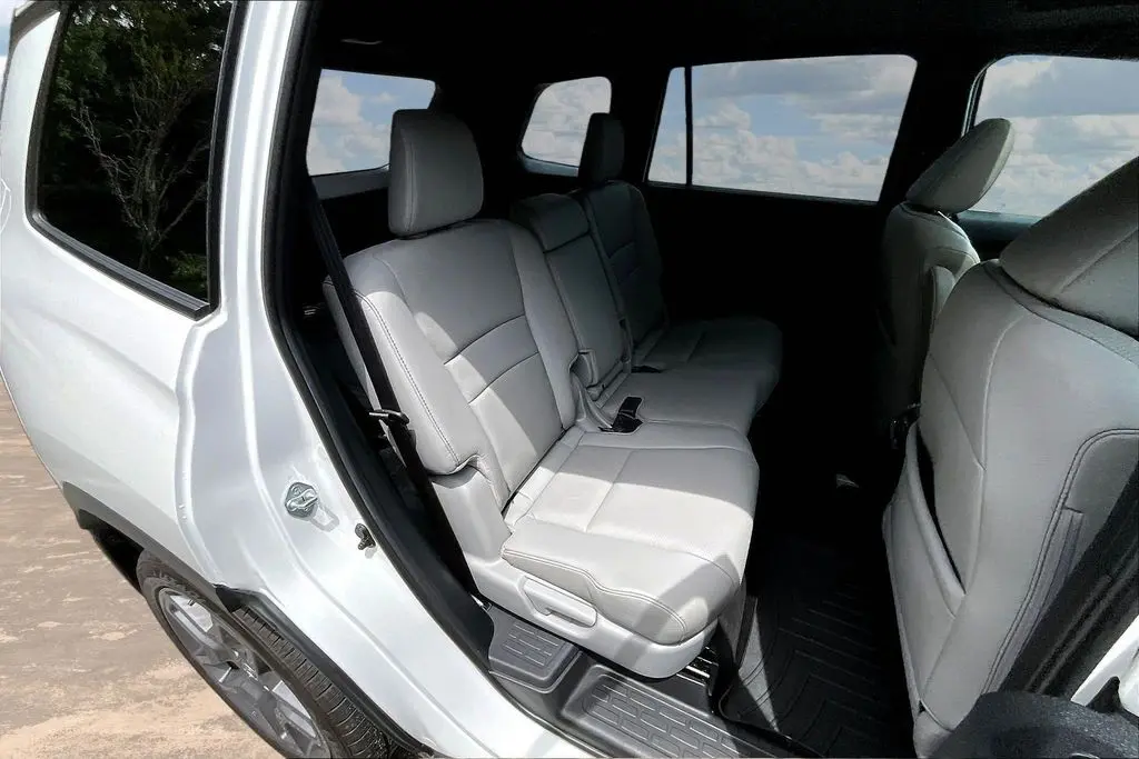 2023 Honda Passport - $30,750