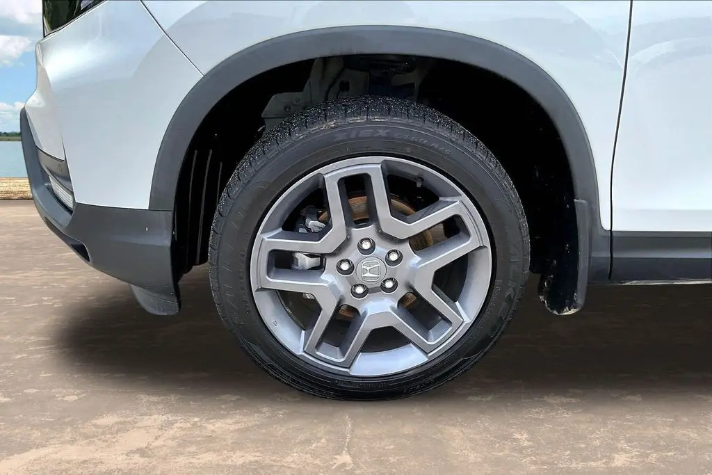 2023 Honda Passport - $30,750