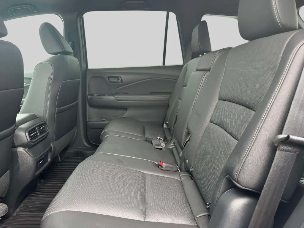 2024 Honda Passport - $33,995