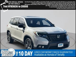 2019 Honda Passport with White Diamond Pearl Exterior