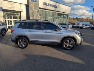 2021 Honda Passport with Lunar Silver Metallic Exterior
