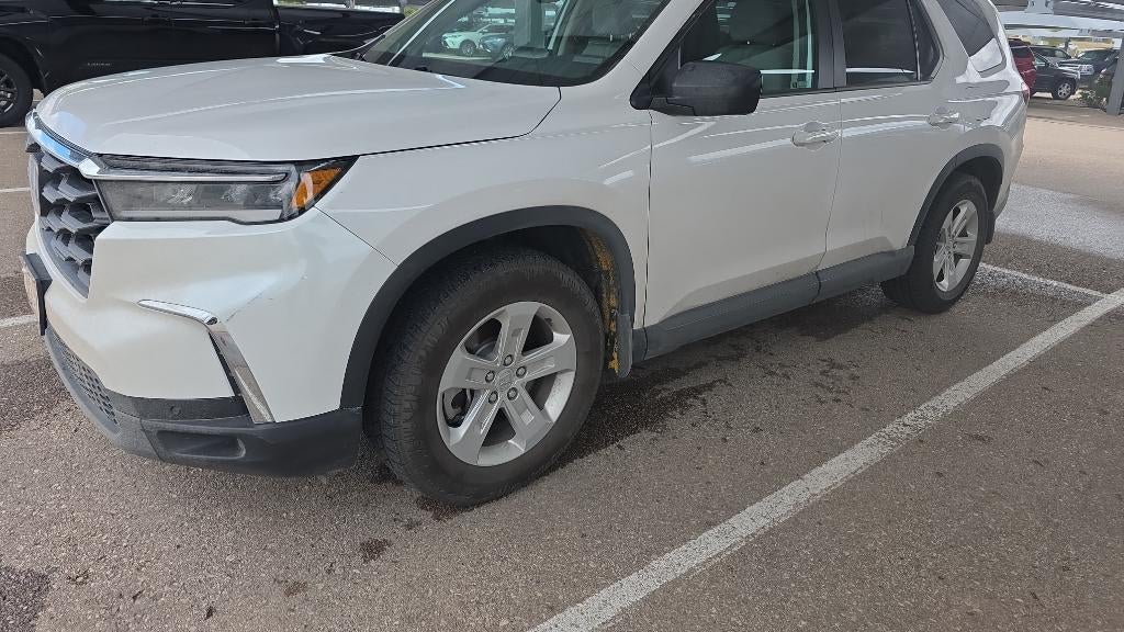 Preowned 2023 Honda Pilot LX for Sale