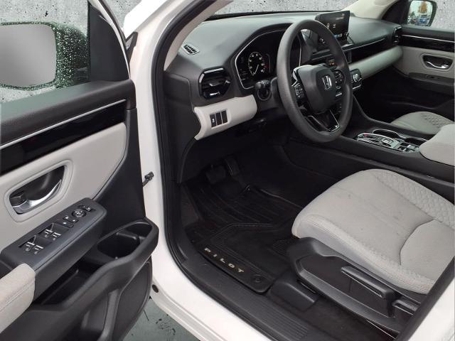 2023 Honda Pilot - $30,990