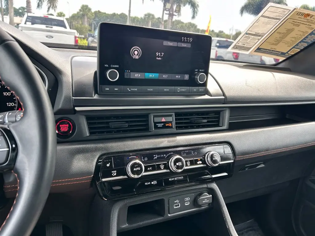 2025 Honda Pilot - $30,597