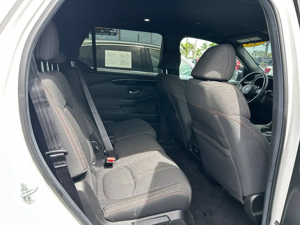2025 Honda Pilot - $30,597