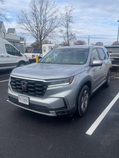 Photo of a 2025 Honda Pilot AWD EX-L 4DR SUV for sale