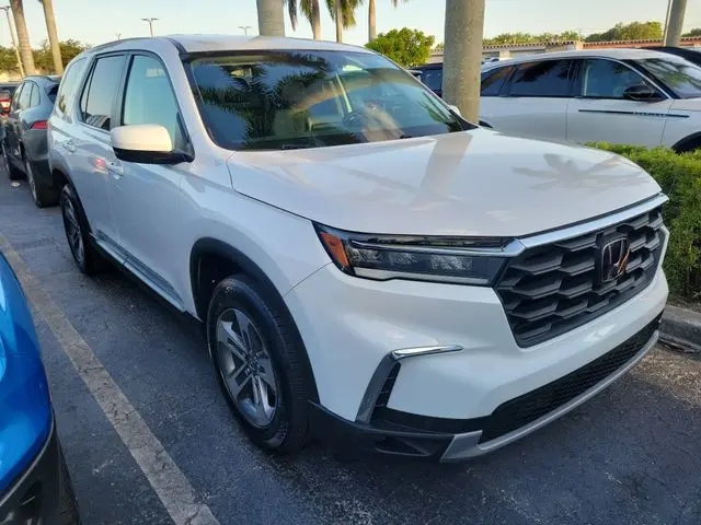 2024 Honda Pilot - $35,990