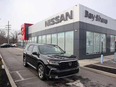 Photo of a 2024 Honda Pilot AWD EX-L 4DR SUV W/REAR Captain's Chairs for sale