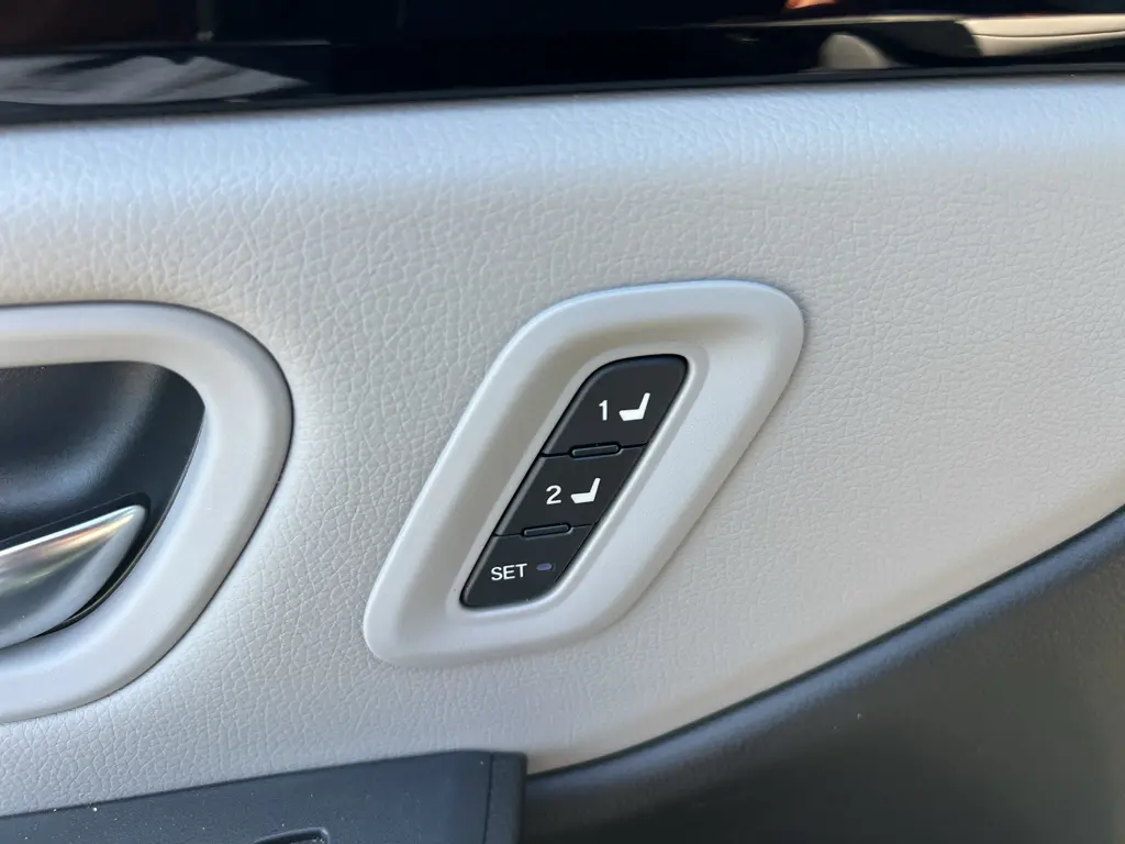 2023 Honda Pilot - $33,980