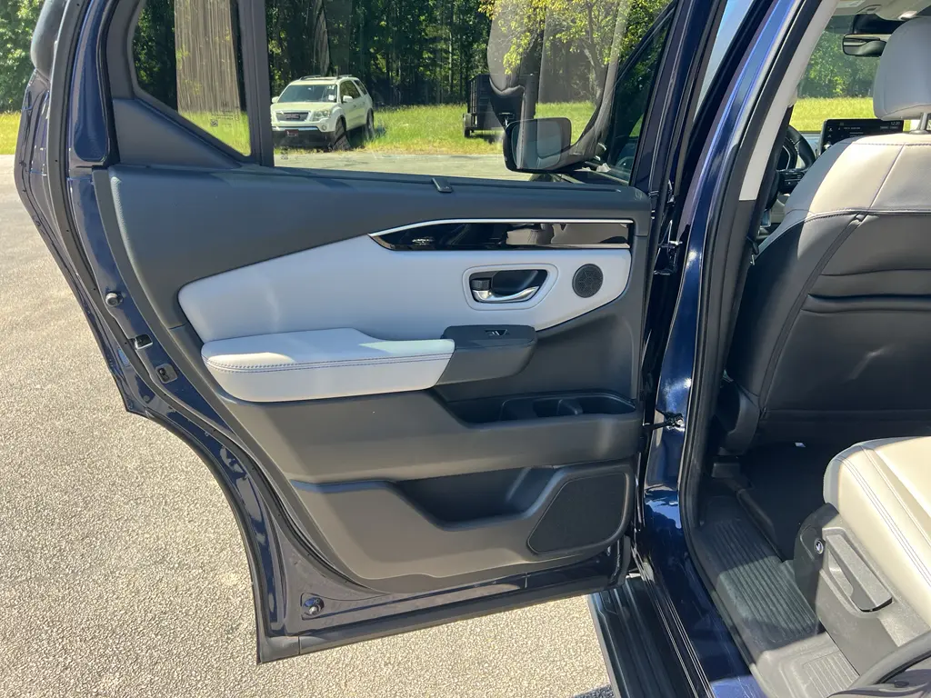 2023 Honda Pilot - $33,980