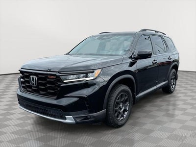 Photo of a 2024 Honda Pilot AWD Trailsport 4DR SUV for sale