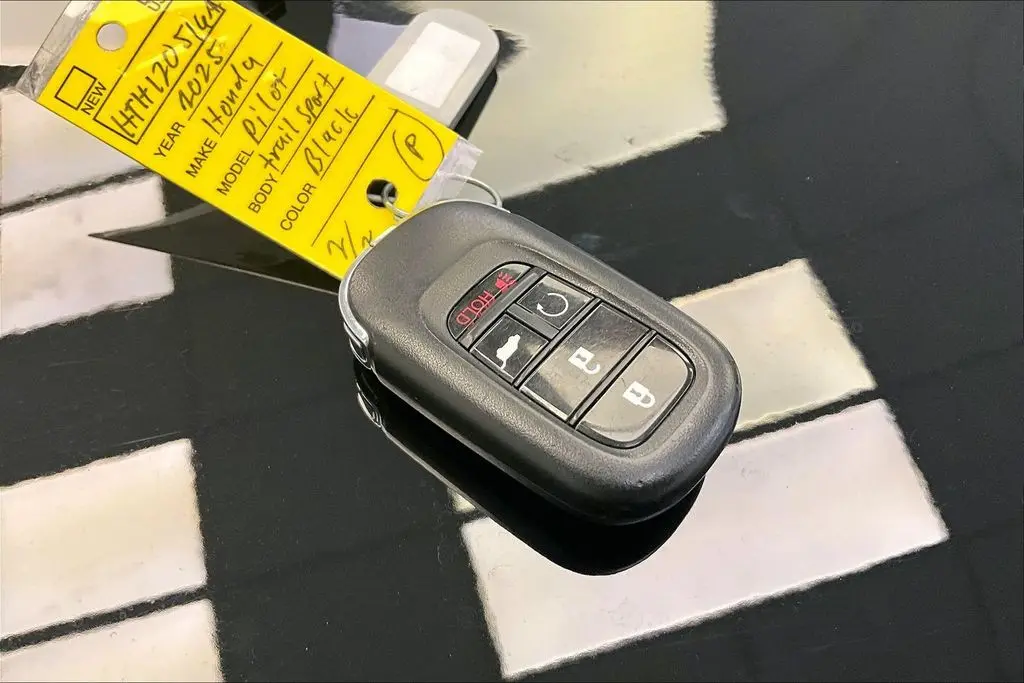 2025 Honda Pilot - $42,988