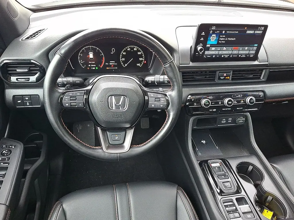 2025 Honda Pilot - $37,995