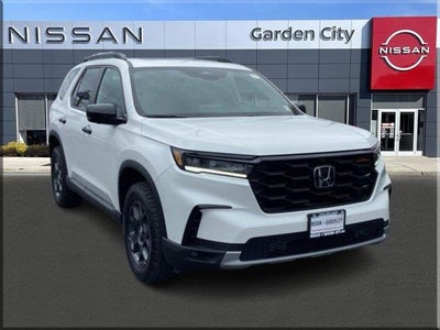 Photo of a 2025 Honda Pilot AWD Trailsport 4DR SUV for sale