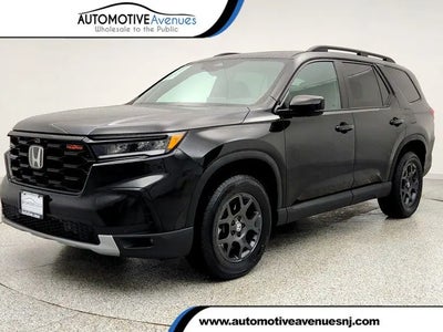 Photo of a 2025 Honda Pilot AWD Trailsport 4DR SUV for sale
