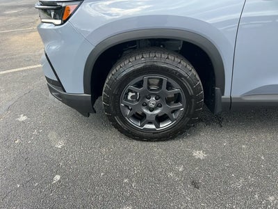 Photo of a 2025 Honda Pilot AWD Trailsport 4DR SUV for sale