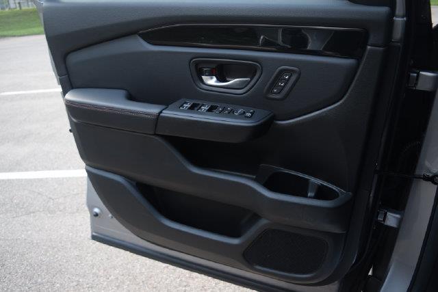 2025 Honda Pilot - $42,500