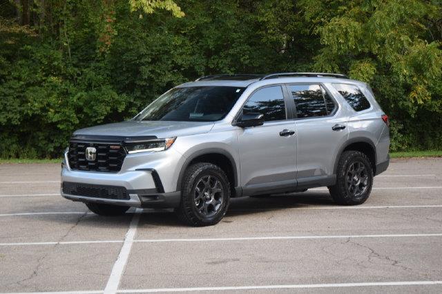 2025 Honda Pilot - $42,500